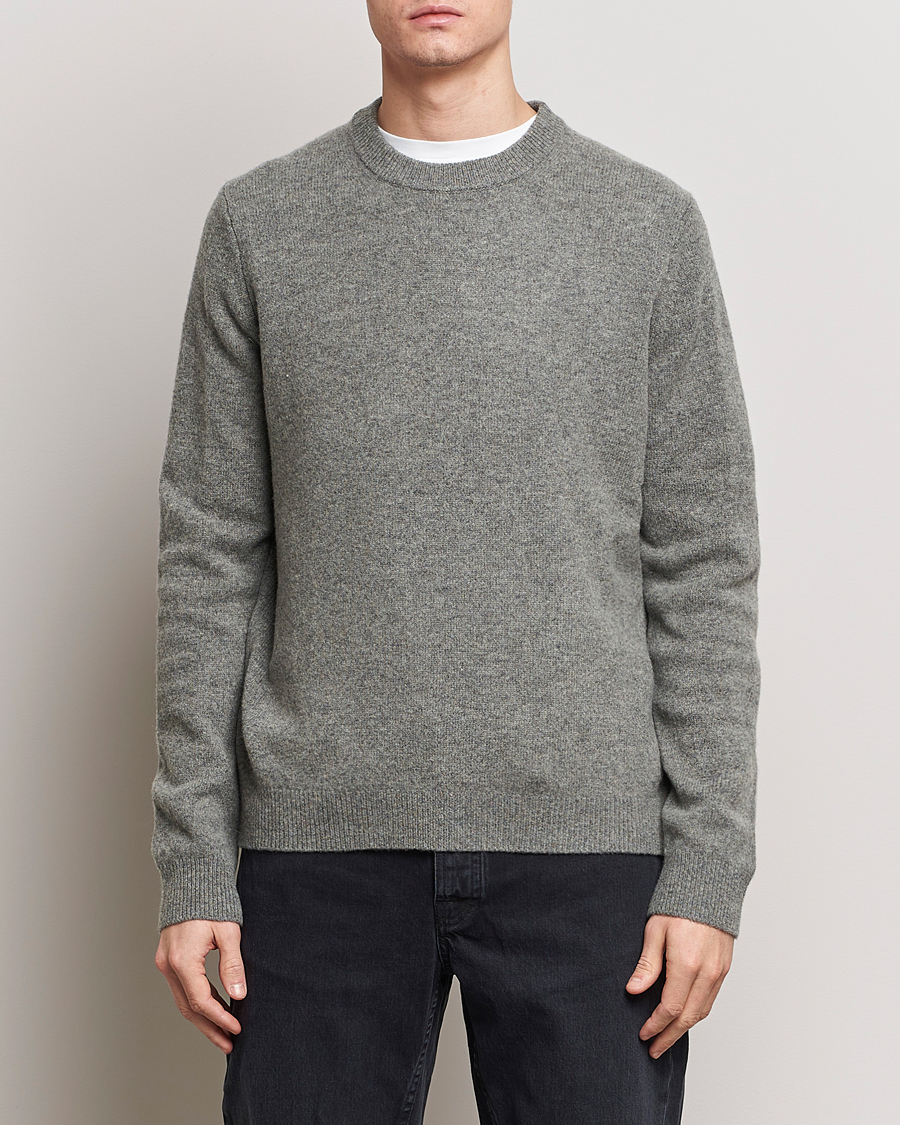Mies | Puserot | Samsøe Samsøe | Isak Crew Neck Dark Grey