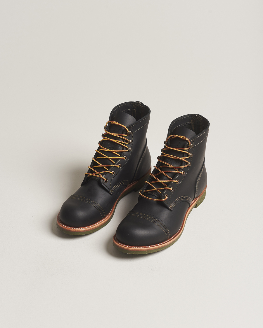 Mies | Mustat Saappaat | Red Wing Shoes | Iron Ranger Riders Room Boot Black Harness