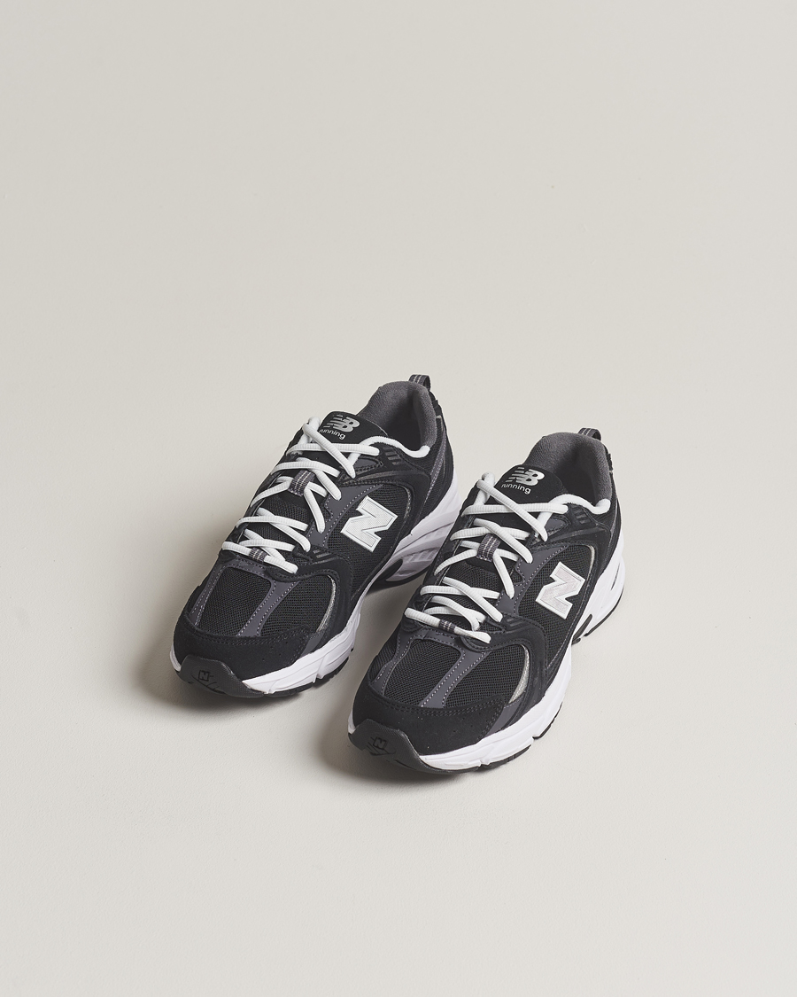 Mies | Citylenkkarit | New Balance | 530 Sneakers Black
