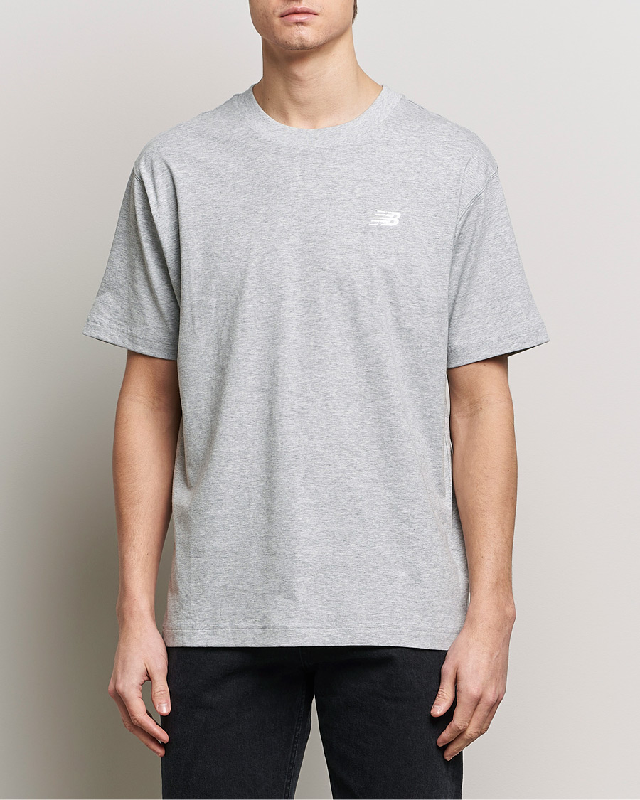 Mies | Lyhythihaiset t-paidat | New Balance | Essentials Cotton T-Shirt Athletic Grey