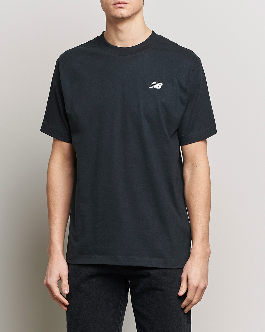 Mies | T-paidat | New Balance | Essentials Cotton T-Shirt Black