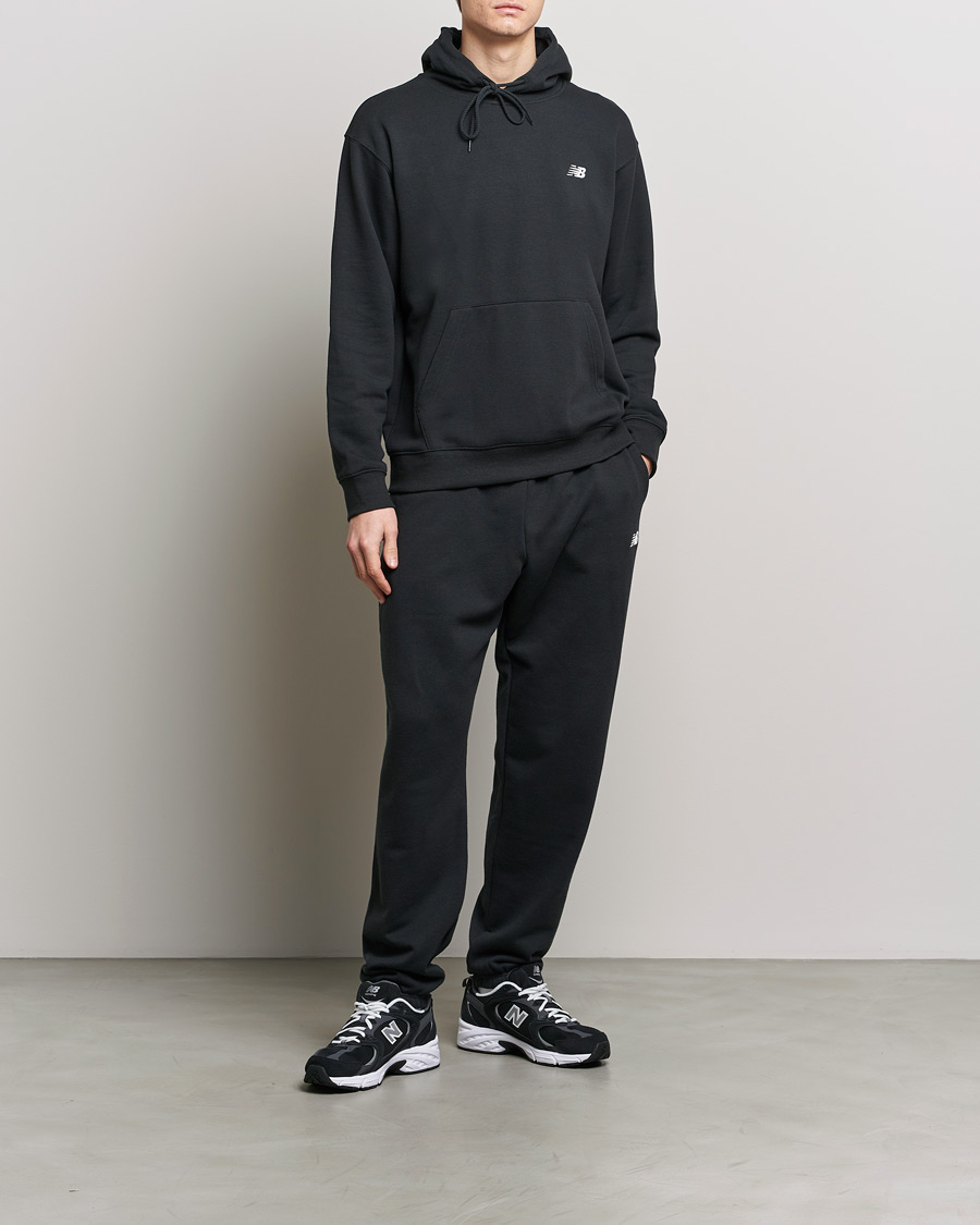 Mies | Puserot | New Balance | Essentials French Terry Hoodie Black
