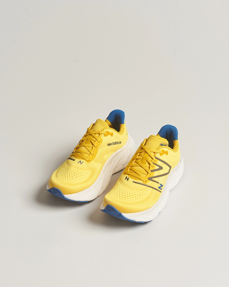 Mies |  | New Balance Running | Fresh Foam X More v4 Ginger Lemon