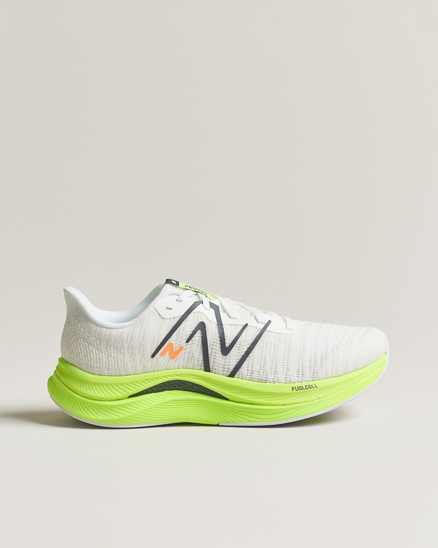 Mies | New Balance Running FuelCell Propel v4 White | New Balance Running | FuelCell Propel v4 White