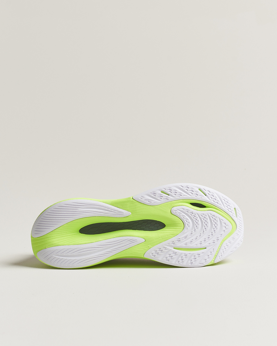 Mies | New Balance Running FuelCell Propel v4 White | New Balance Running | FuelCell Propel v4 White