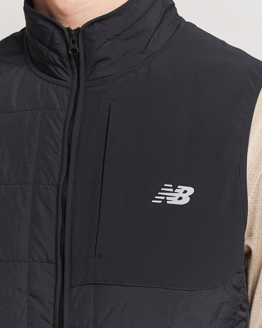 Mies | Takit | New Balance Running | Athletics Heat Layer Run Vest Black