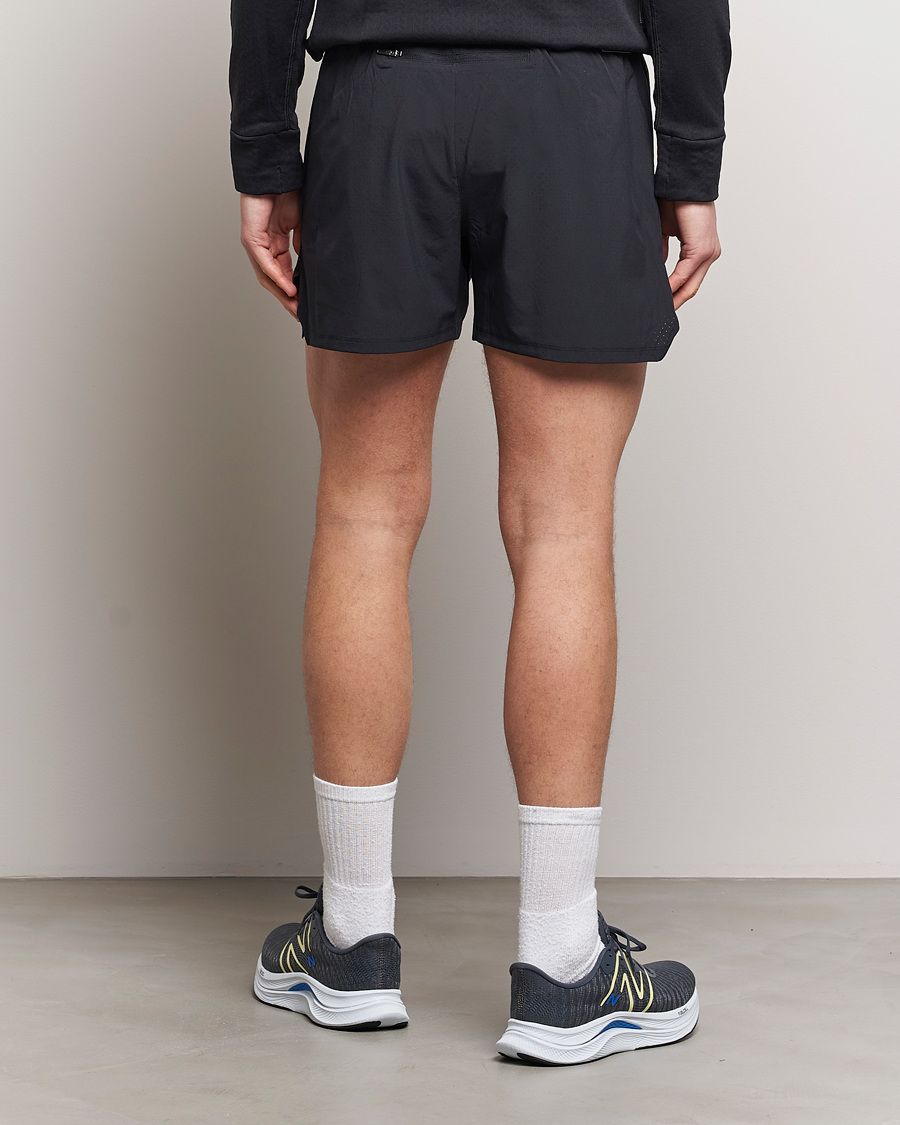 Mies | Shortsit | New Balance Running | Athletics 5 RC Shorts Black