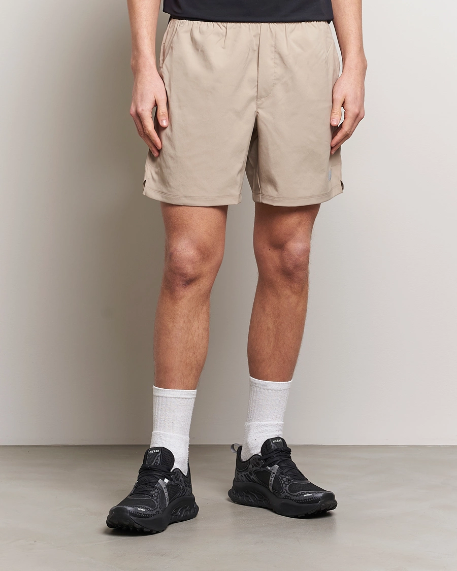 Mies |  | New Balance Running | Seamless Shorts 7 Lined Stoneware