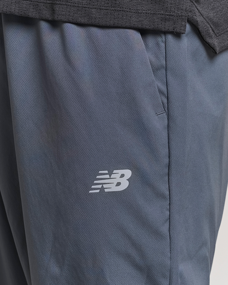 Mies | Housut | New Balance Running | Stretch Woven Pants Graphite