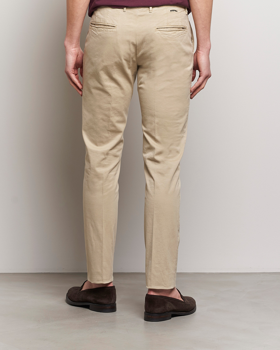 Mies | Housut | Incotex | Slim Fit Garment Dyed Slacks Light Beige