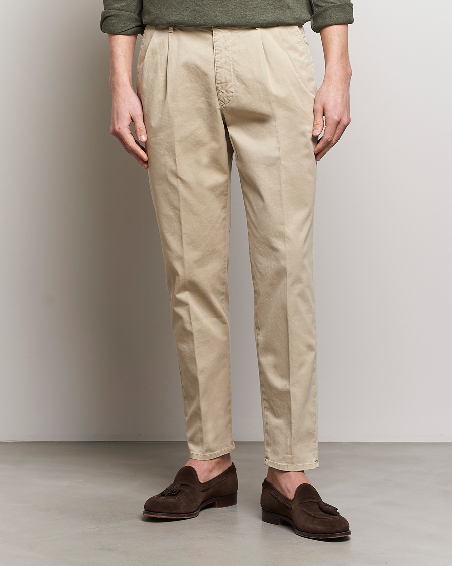 Mies | Housut | Incotex | Tapered Fit Pleated Slacks Light Beige