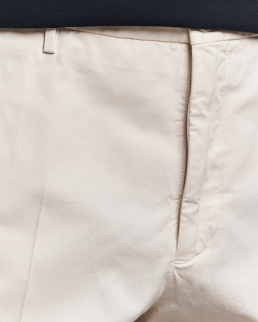 Mies | Housut | Incotex | Straight Fit Garment Dyed Chinos Off White