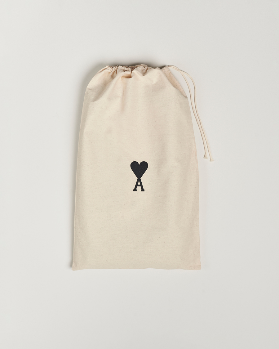 Mies | AMI Heart Logo Beach Towel Black/White | AMI | Heart Logo Beach Towel Black/White