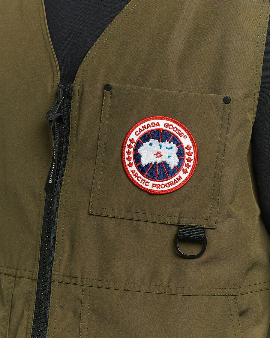 Mies | Takit | Canada Goose | Canmore Vest Military Green