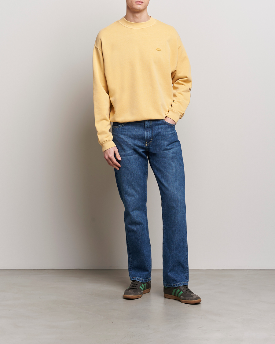 Mies | Puserot | Lacoste | Natural Dyed Crew Neck Sweatshirt Golden Haze