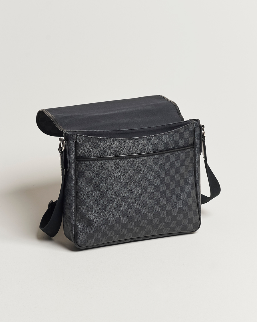 Mies | Louis Vuitton Pre-Owned Daniel MM Satchel Leather Bag Damier Graphite | Louis Vuitton Pre-Owned | Daniel MM Satchel Leather Bag Damier Graphite