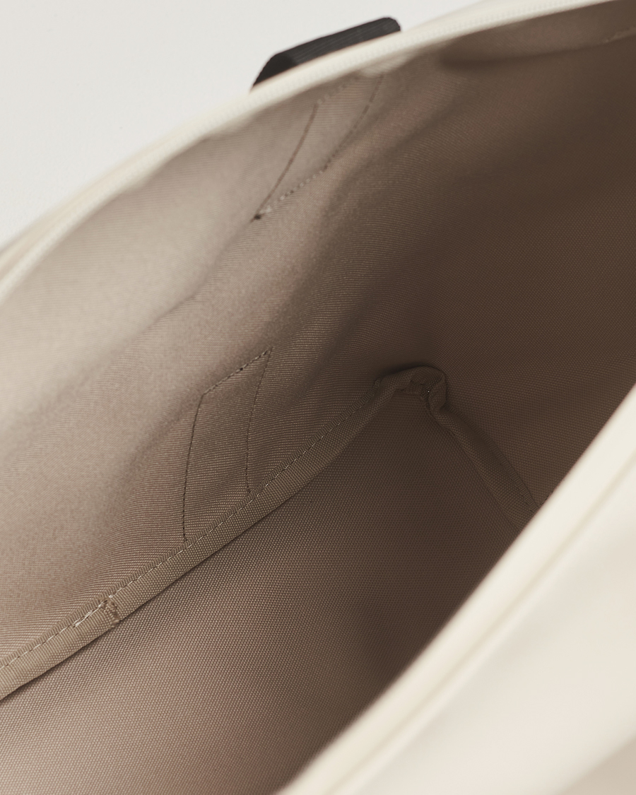 Mies | RAINS Hilo Small Weekendbag Dune | RAINS | Hilo Small Weekendbag Dune