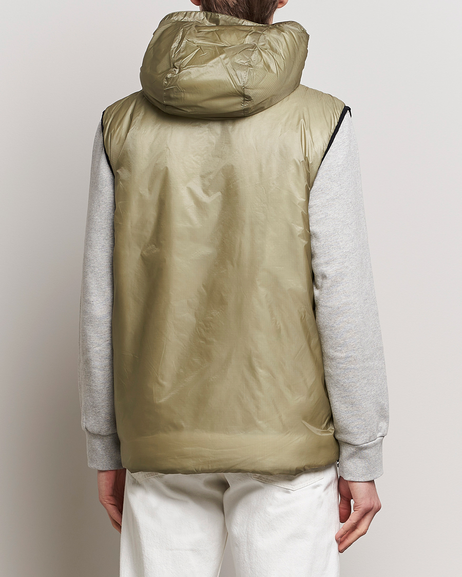 Mies | Takit | RAINS | Kaunas Hybrid Hooded Vest Earth