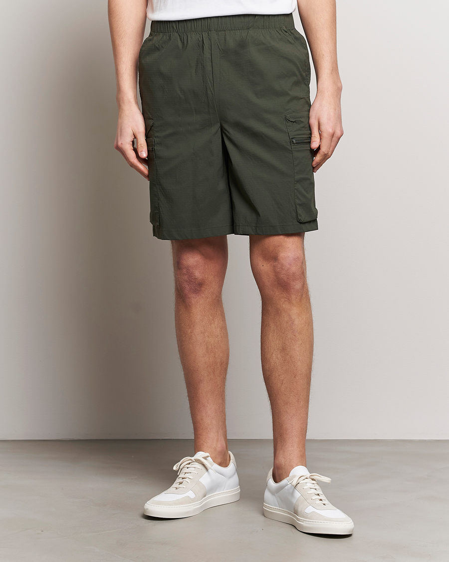 Men |  | RAINS | Tomar Ripstop Cargo Shorts Green