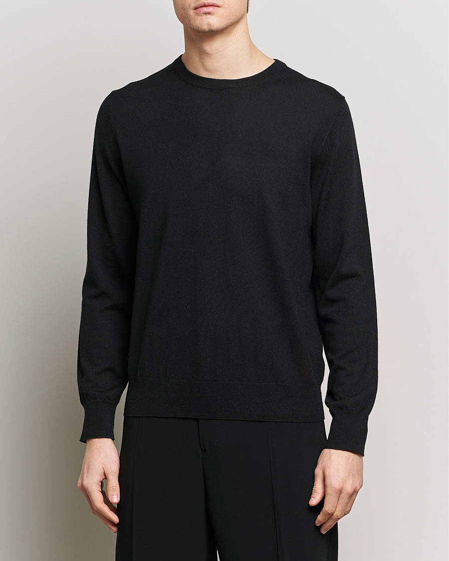 Mies | O-aukkoiset neulepuserot | Filippa K | Merino Round Neck Sweater Black