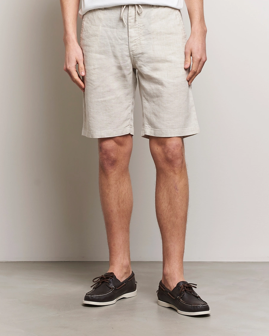 Mies | Vaatteet | BOSS ORANGE | Tapered Chino Drawstring Shorts Light Beige