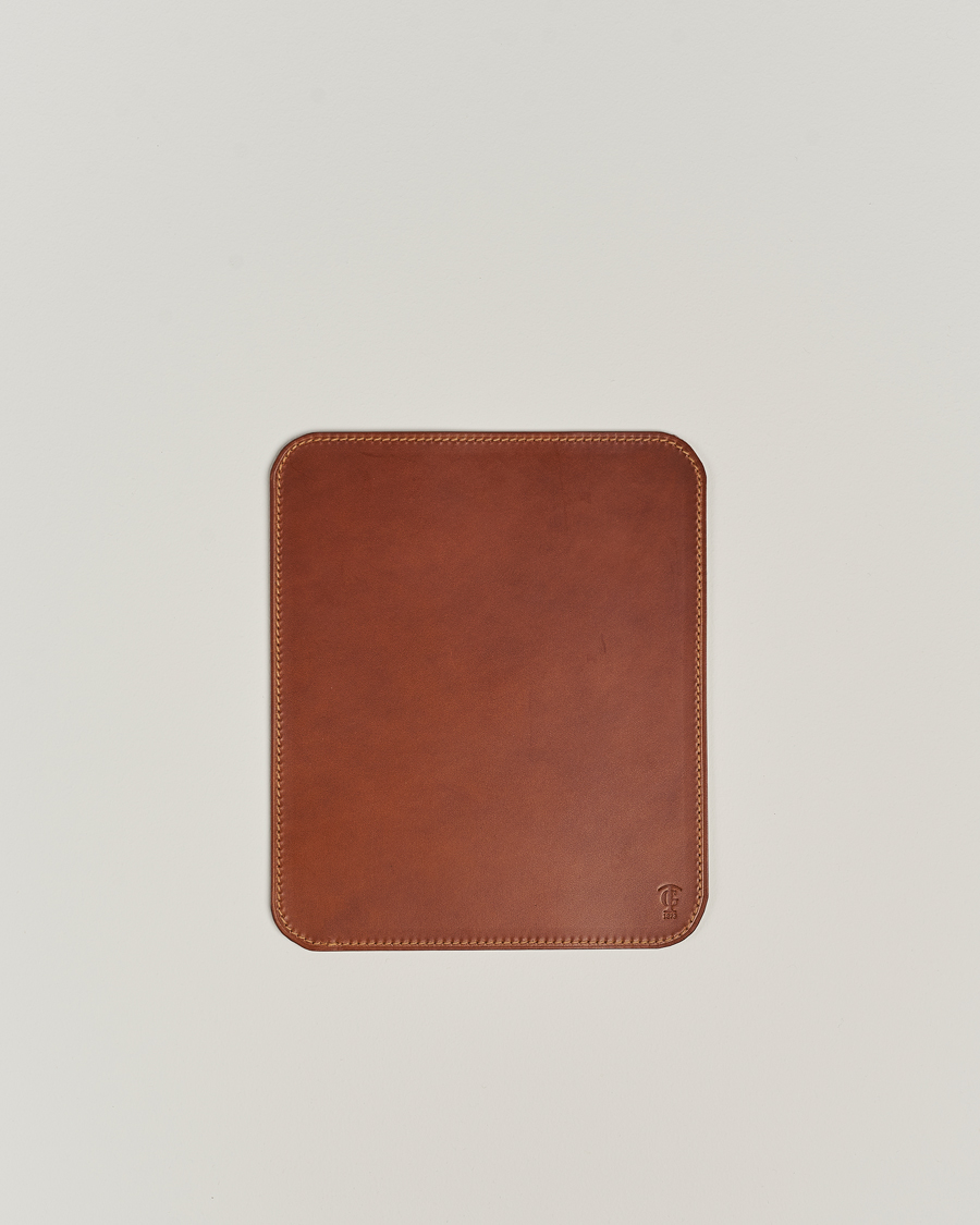 Mies | Kotiin | Tärnsjö Garveri | Leather Mousepad Light Brown