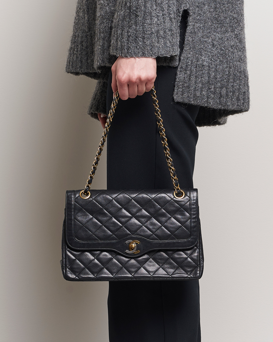Mies | Chanel Pre-Owned Matelasse Double Flap Bag Black | Chanel Pre-Owned | Matelasse Double Flap Bag Black