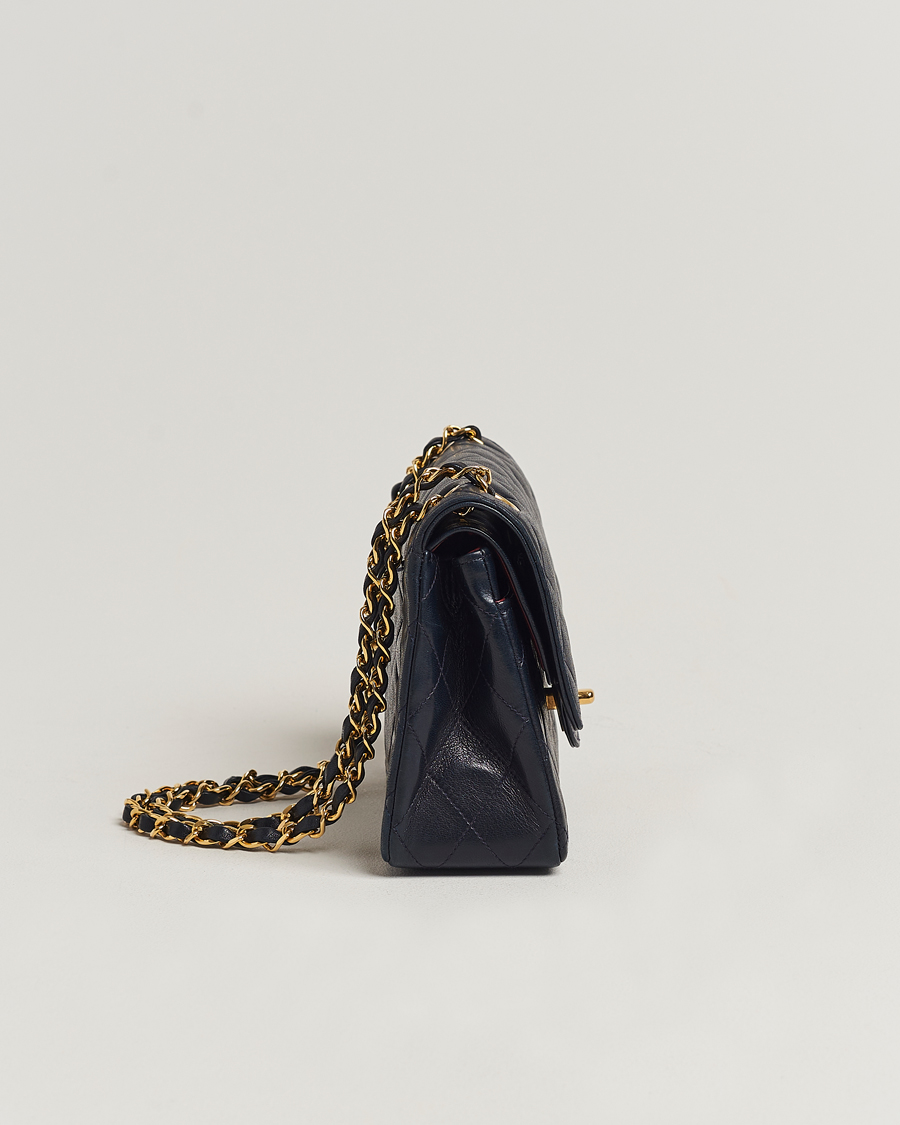 Mies | Chanel Pre-Owned Small Classic Flap Bag Navy | Chanel Pre-Owned | Small Classic Flap Bag Navy