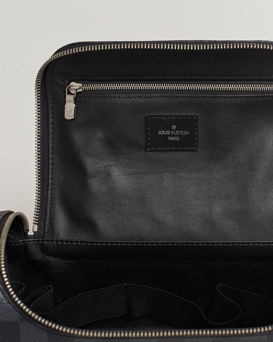 Mies | Louis Vuitton Pre-Owned Toiletry Bag Damier Graphite | Louis Vuitton Pre-Owned | Toiletry Bag Damier Graphite