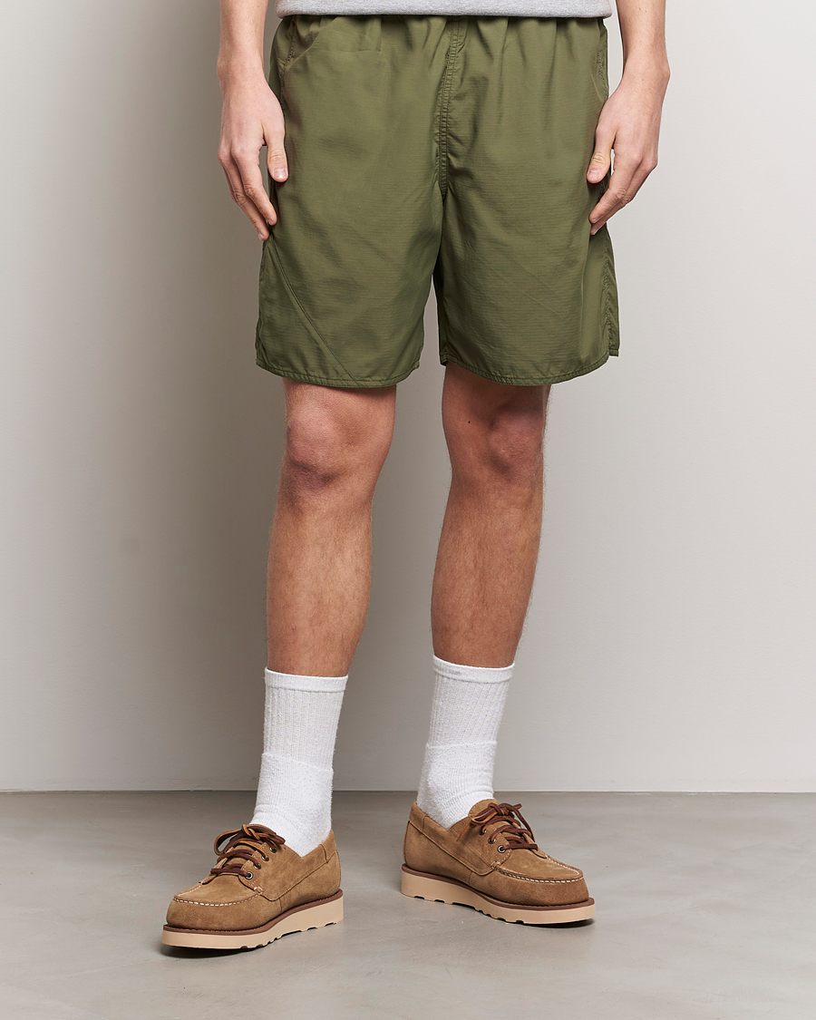 Mies | Japanese Department | BEAMS PLUS | MIL Athletic Shorts Olive