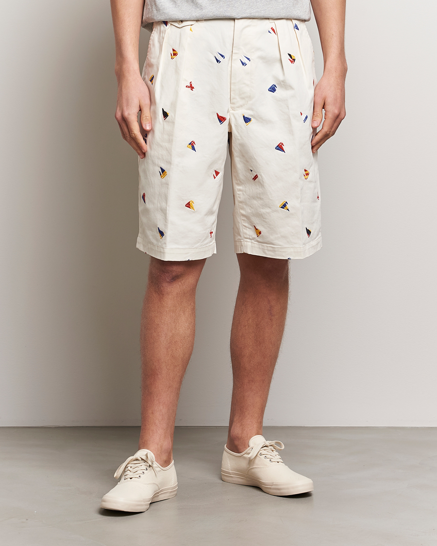 Mies | Preppy Authentic | BEAMS PLUS | Embroidered Shorts White