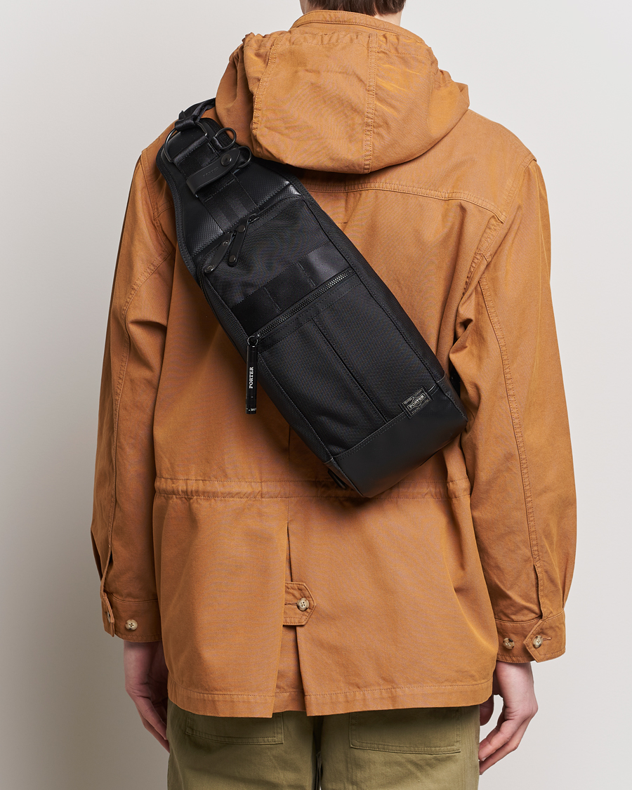 Mies | Laukut | Porter-Yoshida & Co. | Heat Sling Shoulder Bag Black