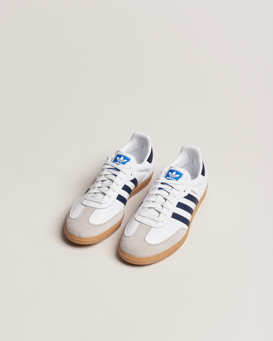 Mies | Valkoiset tennarit | adidas Originals | Samba OG Sneaker White/Navy