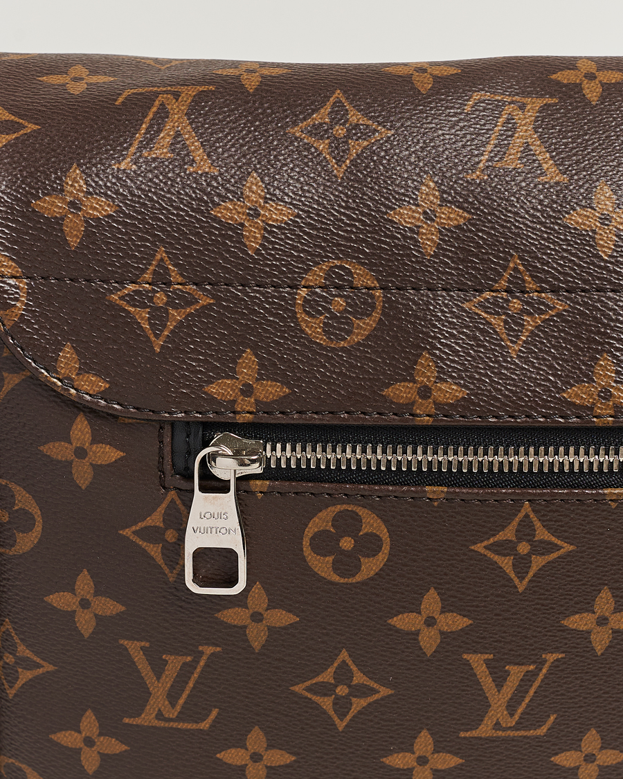 Mies | Louis Vuitton Pre-Owned Christopher Shoulder Bag Monogram | Louis Vuitton Pre-Owned | Christopher Shoulder Bag Monogram