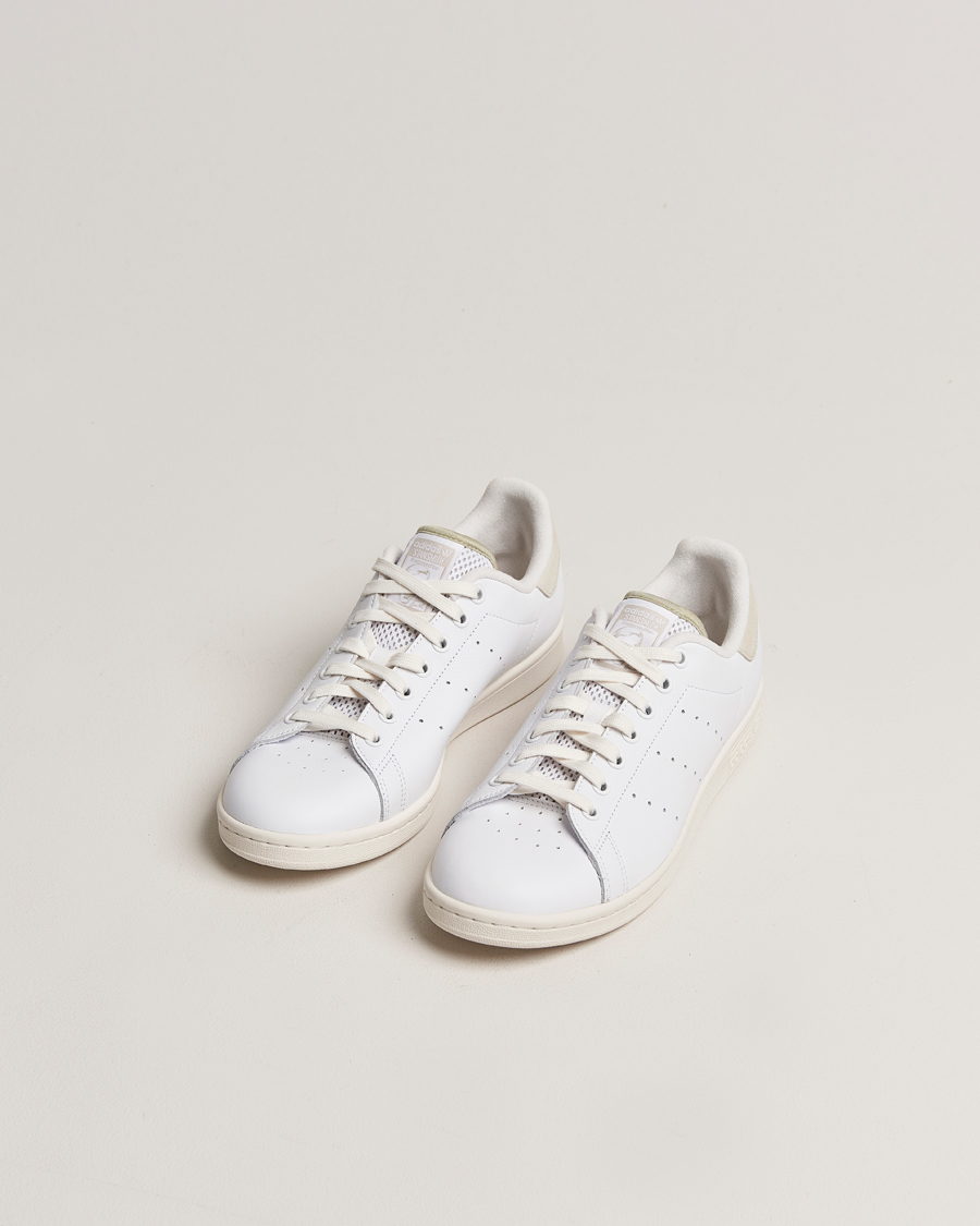 Mies | Matalavartiset tennarit | adidas Originals | Stan Smith Sneaker White/Grey