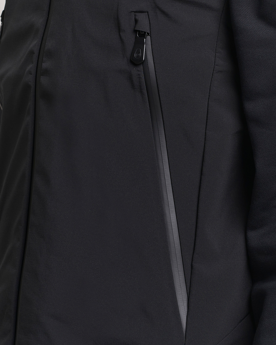 Mies | Takit | Sail Racing | Spray Softshell Vest Carbon