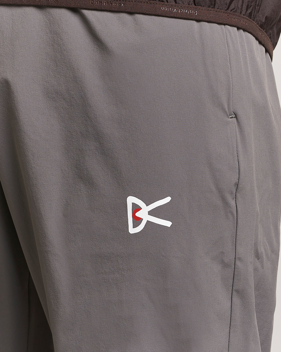 Mies | Housut | District Vision | Lightweight DWR Track Pants Charcoal