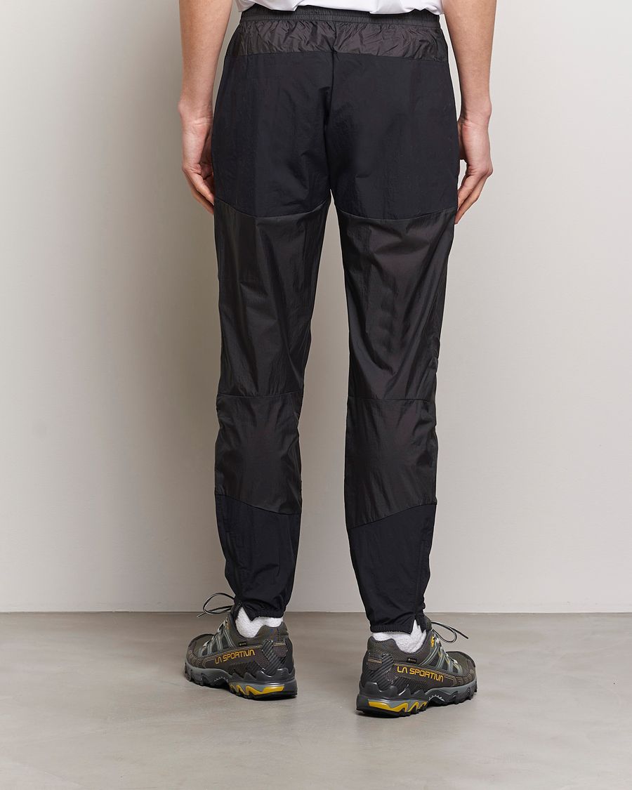 Mies | Housut | District Vision | Ultralight DWR Pants Black