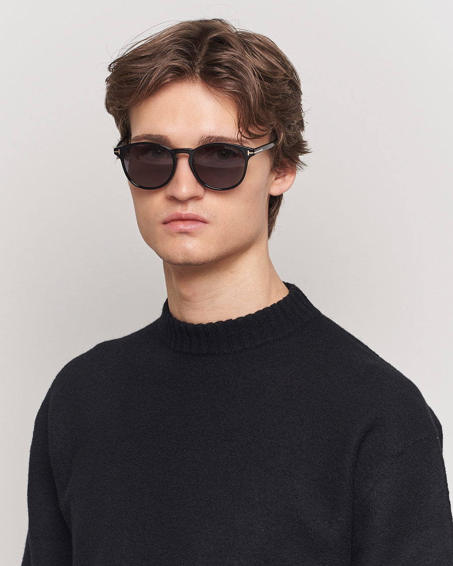 Mies | Aurinkolasit | Tom Ford | Lewis FT1097 Sunglasses Black/Smoke