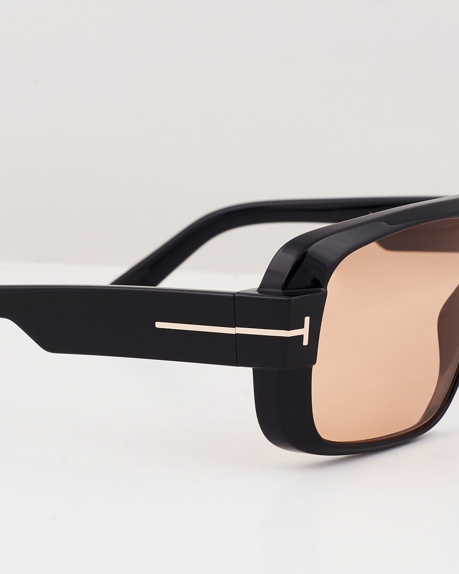 Mies | Aurinkolasit | Tom Ford | Turner FT1101 Sunglasses Black/Brown