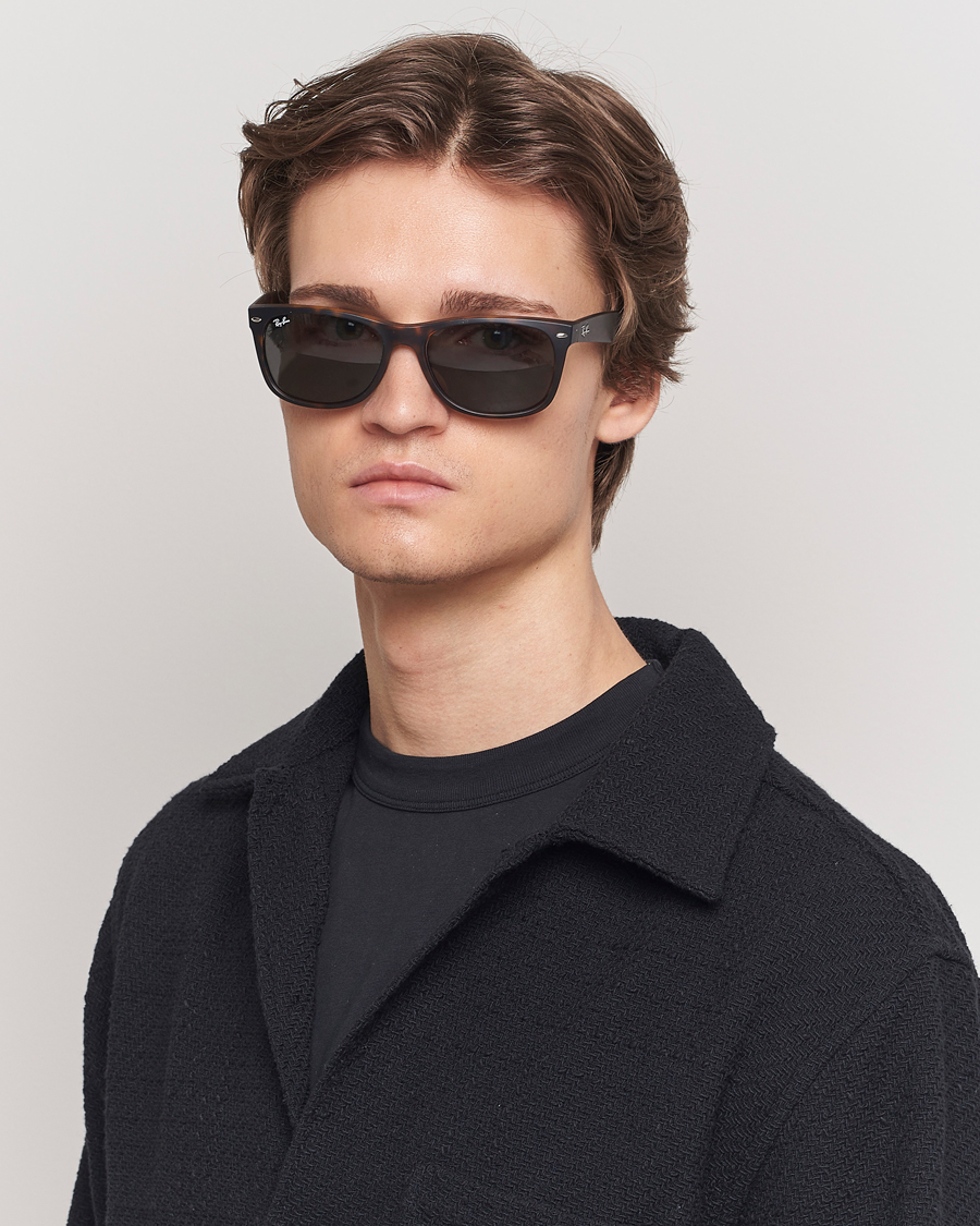Mies | Aurinkolasit | Ray-Ban | New Wayfarer Sunglasses Havana
