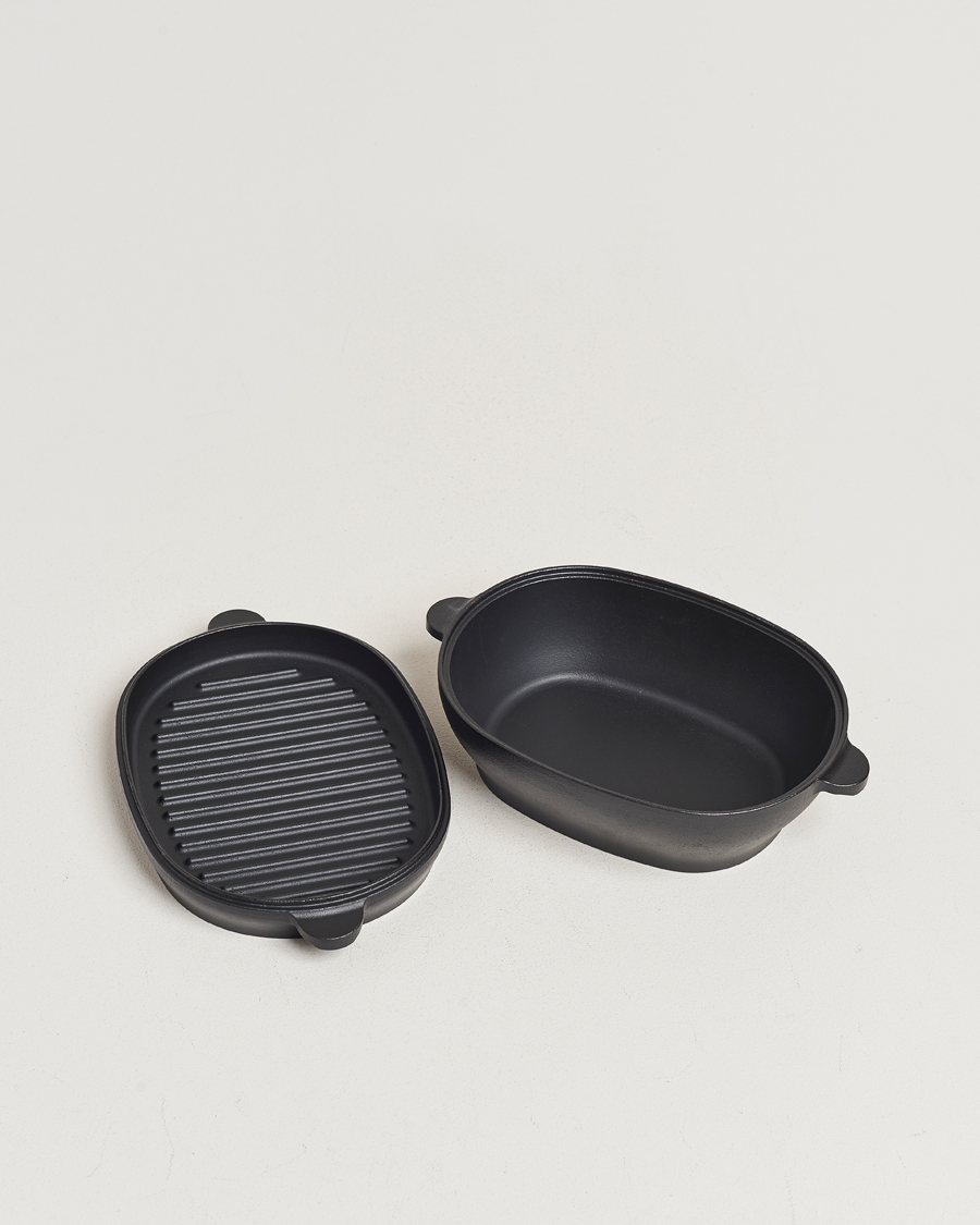 Mies | Japanese Department | Snow Peak | Micro Oval Cast Iron Oven 
