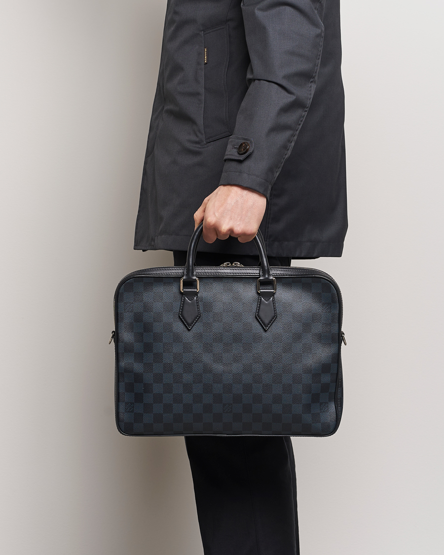Mies | Louis Vuitton Pre-Owned Dandy Slim Briefcase Damier Navy | Louis Vuitton Pre-Owned | Dandy Slim Briefcase Damier Navy