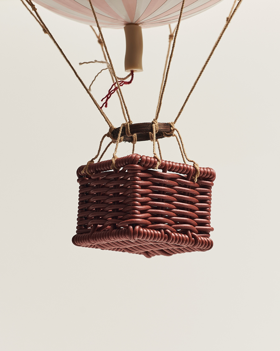 Mies | Koristeet | Authentic Models | Travels Light Balloon Light Pink