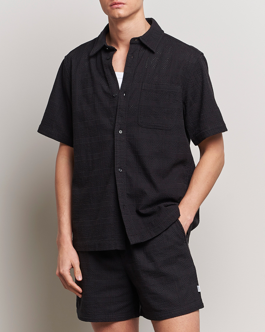 Men |  | LES DEUX | Charlie Short Sleeve Knitted Shirt Black