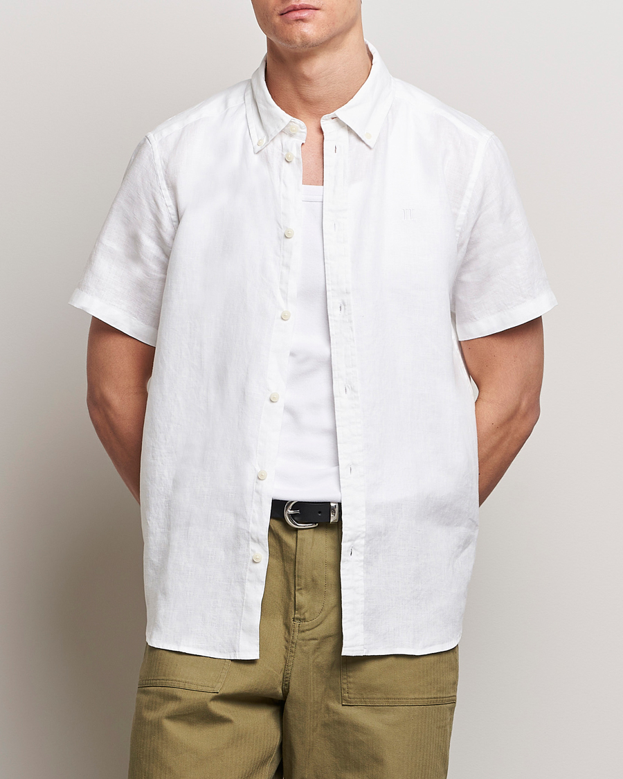 Mies | Lyhythihaiset kauluspaidat | LES DEUX | Kris Short Sleeve Linen Shirt White
