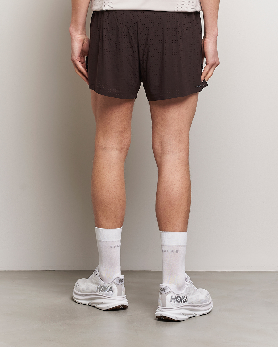 Mies | Shortsit | Satisfy | Space-O 5 Inch Shorts Dark Mahogany