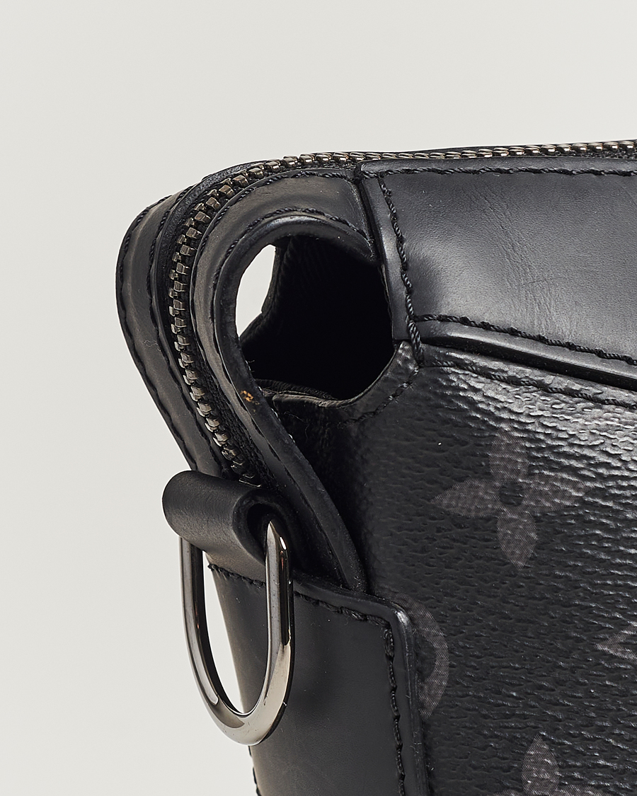 Mies | Louis Vuitton Pre-Owned Explorer Tote Bag Monogram Eclipse | Louis Vuitton Pre-Owned | Explorer Tote Bag Monogram Eclipse