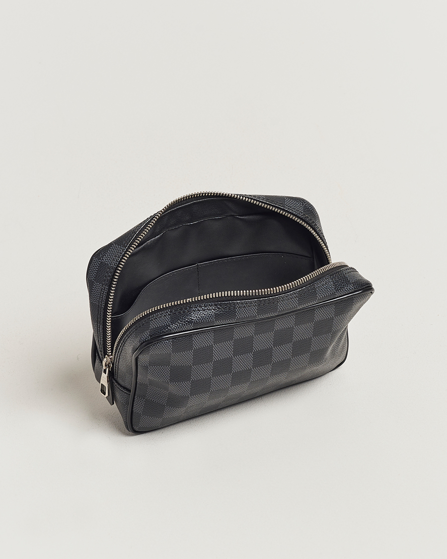 Mies | Louis Vuitton Pre-Owned Toilet Pouch PM Damier Graphite | Louis Vuitton Pre-Owned | Toilet Pouch PM Damier Graphite