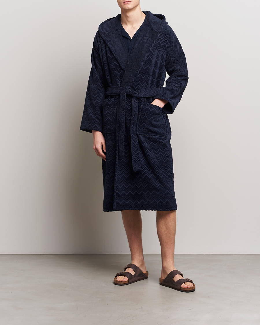 Mies | Yöpuvut ja kylpytakit | Missoni Home | Chalk Bath Robe Navy